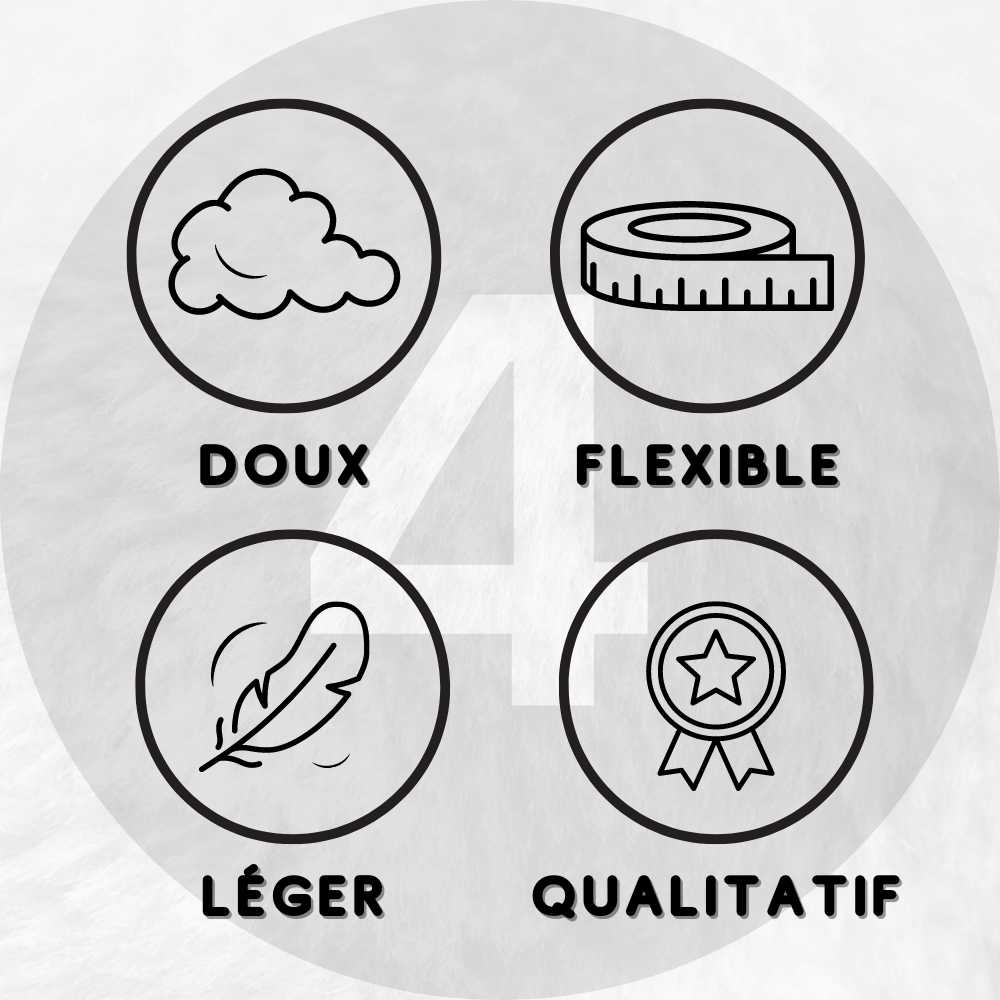 Bonnet en Satin Violet Réglable détails.