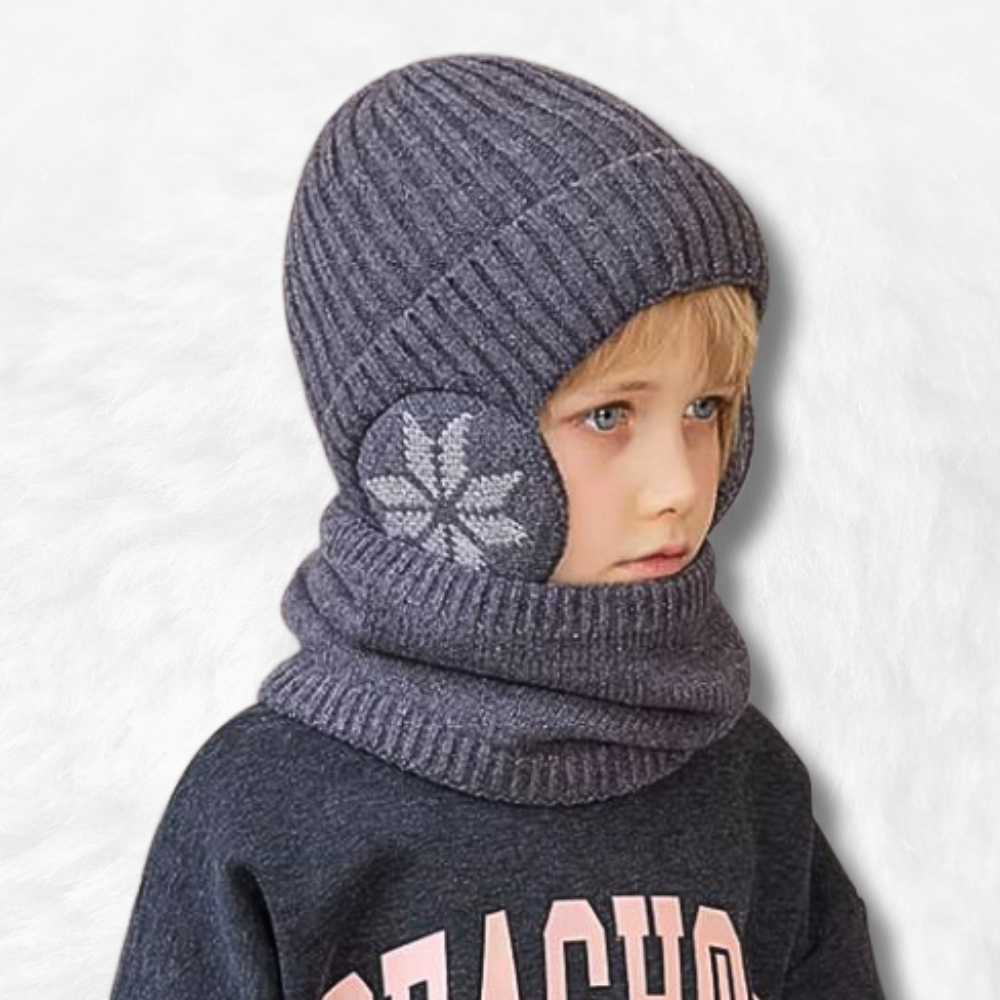 Bonnet avec Écharpe Gris porté par un enfant