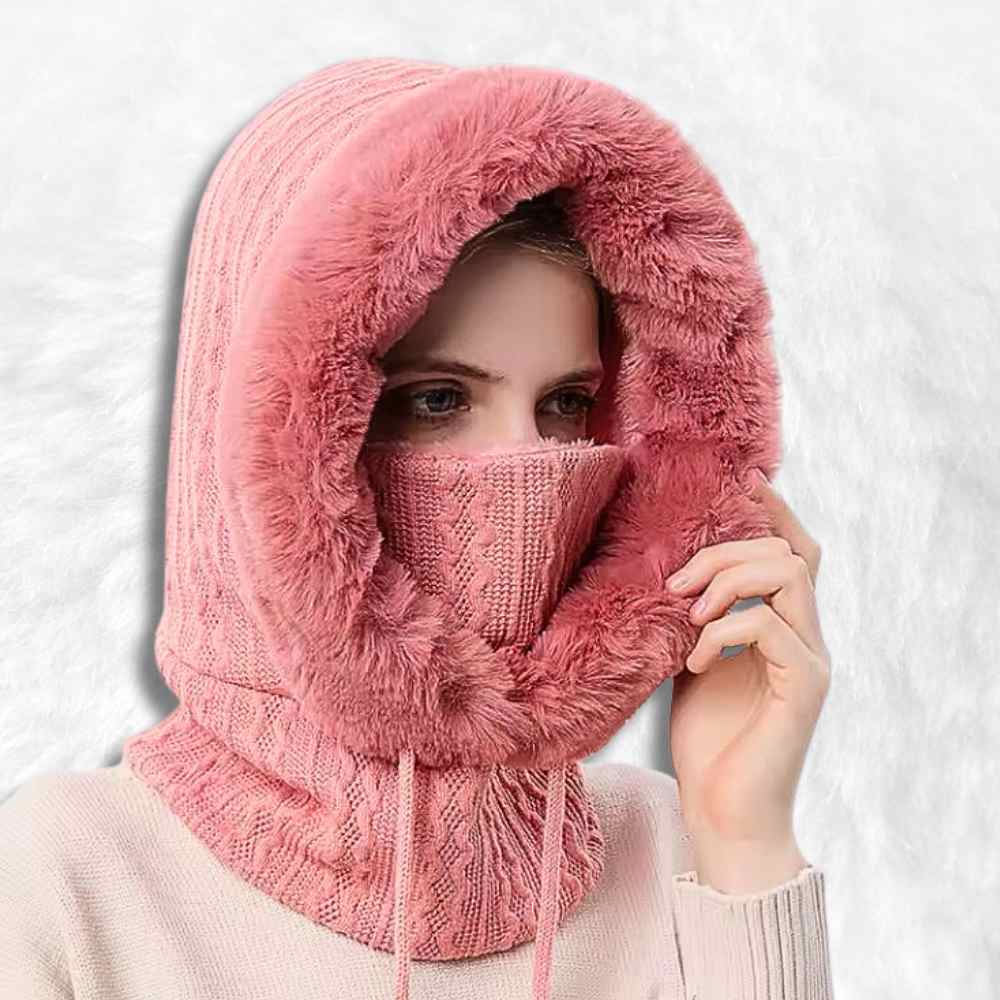 Cagoule Femme Hiver rose porté par une femme