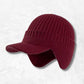 Bonnet casquette rouge.