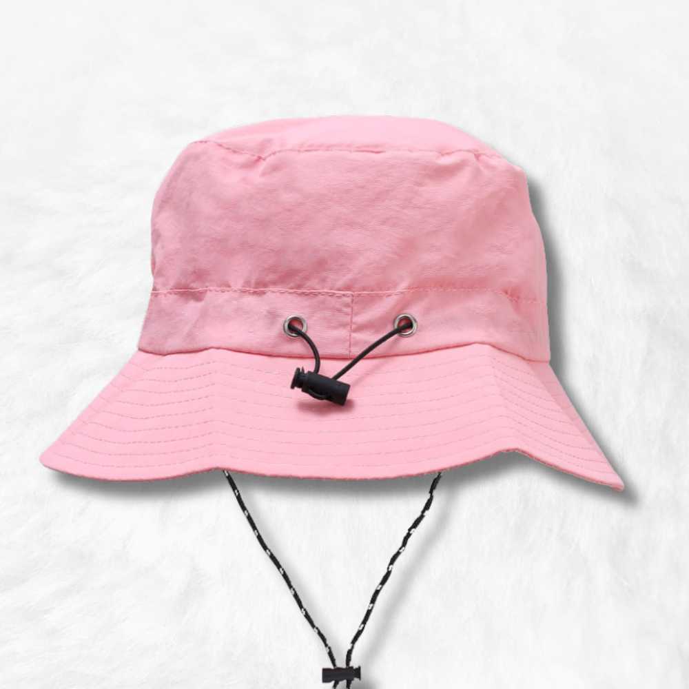 Chapeau de Pluie rose.